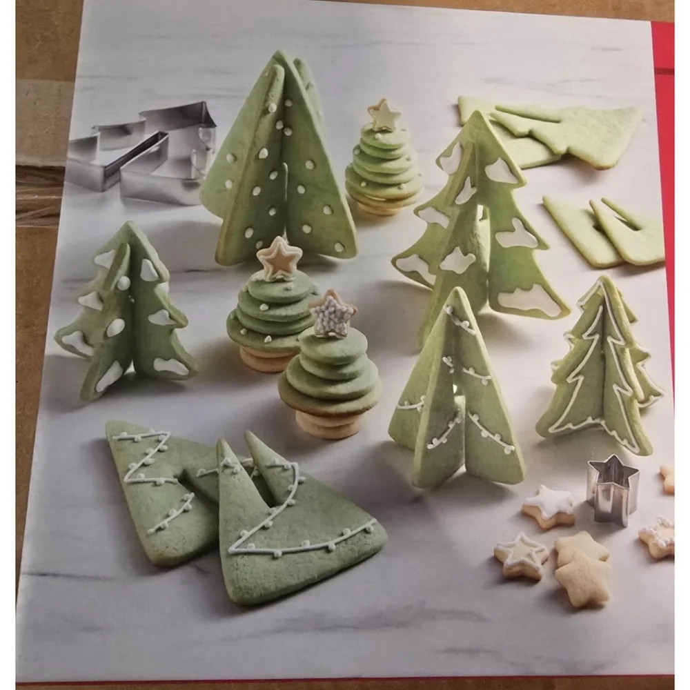 Sur La Table 3D Christmas Tree Cookie Cutters New